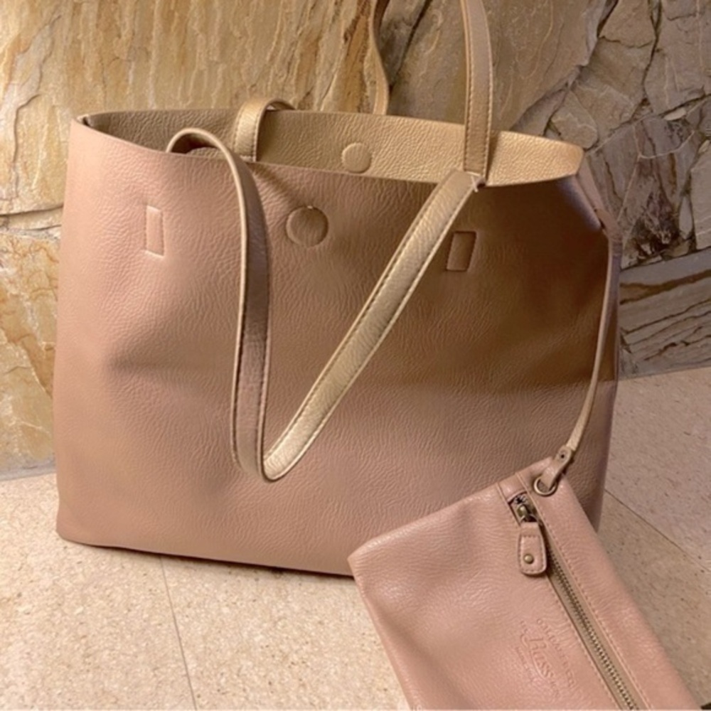 G.H. Bass & Co. tote in a shade of rose pink and gold with pink zippered pocket